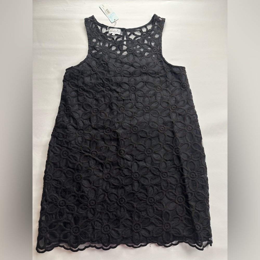 NWT Mud Pie Black Lace petal shift Dress. Size L